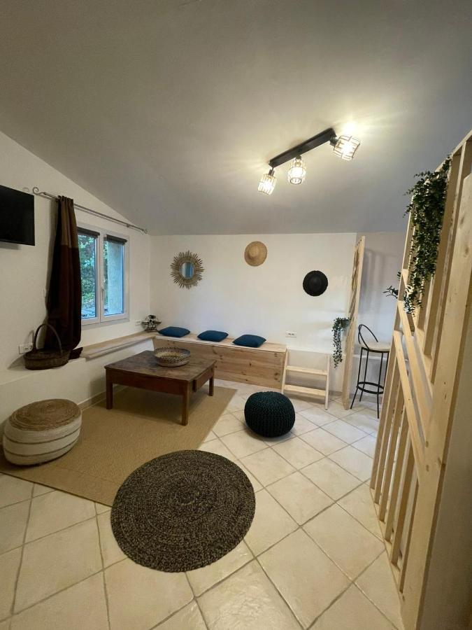 L'Escapade. Entre Aix Et Marseille, Studio Pleine Nature. Fuveau Exteriör bild